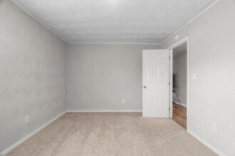 8105 Simons Dr in Norfolk, VA - Building Photo - Building Photo