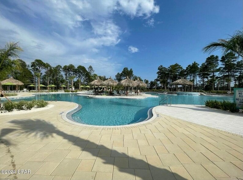 8656 Weekend Dr, Unit 417 in Panama City Beach, FL - Building Photo