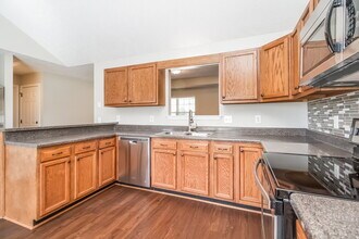 634 Woodland Hills Dr in La Vergne, TN - Building Photo - Building Photo