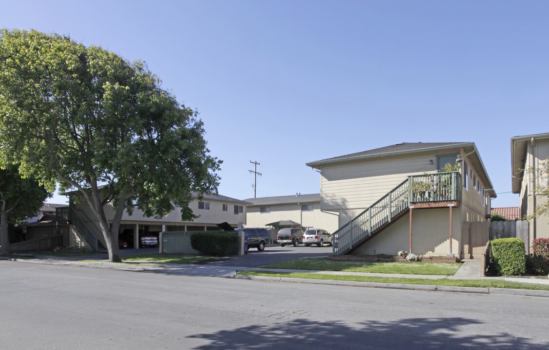 Tahitian Village Annex in Salinas, CA - Building Photo