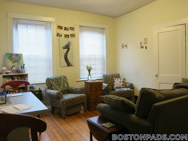 1412 Commonwealth Ave