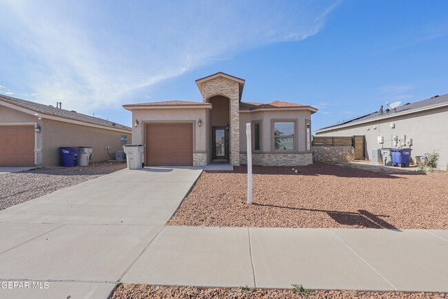 property at 4941 Ruben Soto