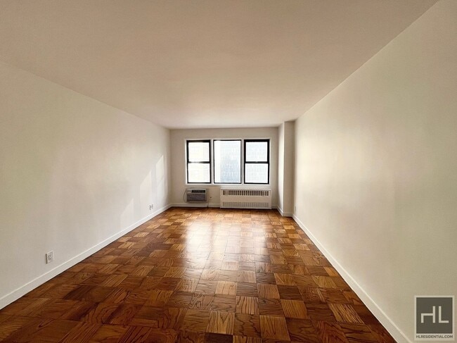 EAST 36 STREET, Unit 11D in New York, NY - Building Photo - Building Photo