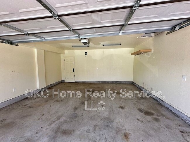 1162 N Eagle Ln in Oklahoma City, OK - Building Photo - Building Photo