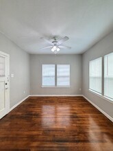 2238 N Interstate 35 in San Antonio, TX - Building Photo - Building Photo