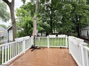 727 Ackerman Ave in Glen Rock, NJ - Building Photo - Building Photo