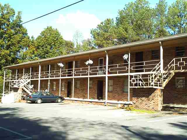 320 SW Country Club Dr in Cleveland, TN - Building Photo