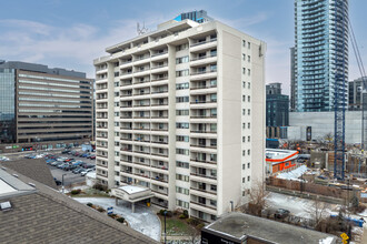 Market Street Apartments in Hamilton, ON - Building Photo - Building Photo
