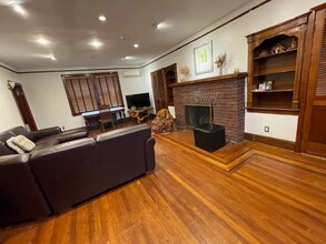 459 Irving Ave in Brooklyn, NY - Foto de edificio - Building Photo