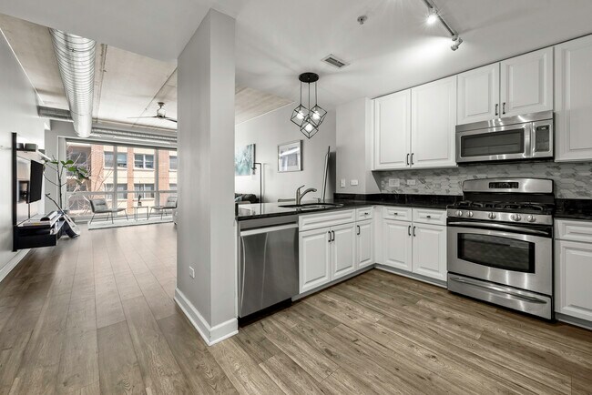 845 N Kingsbury St in Chicago, IL - Building Photo - Building Photo