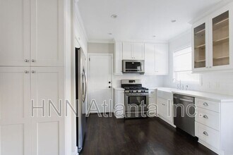 36 Sheridan Dr NE in Atlanta, GA - Building Photo - Building Photo