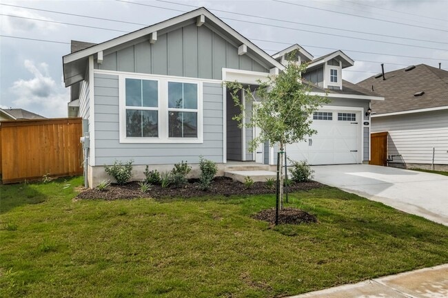 140 Shugart St in San Marcos, TX - Building Photo - Building Photo