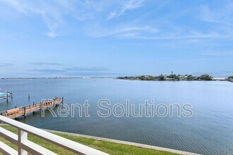 4633 Mirabella Ct in St Pete Beach, FL - Building Photo - Building Photo