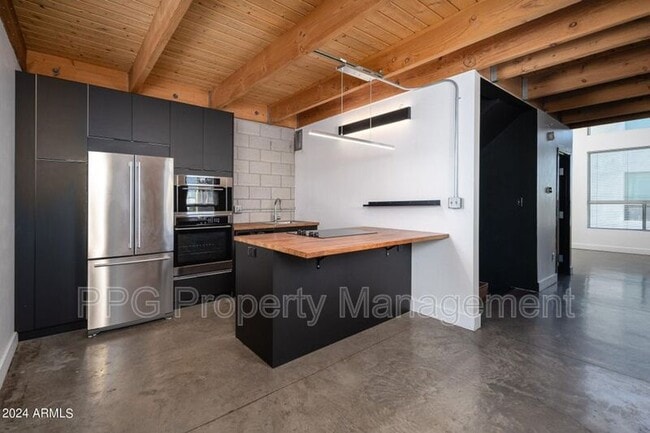 property at 537 E Willetta St