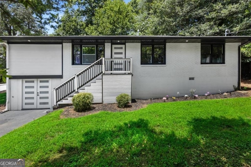 1994 Brenda Dr in Austell, GA - Building Photo