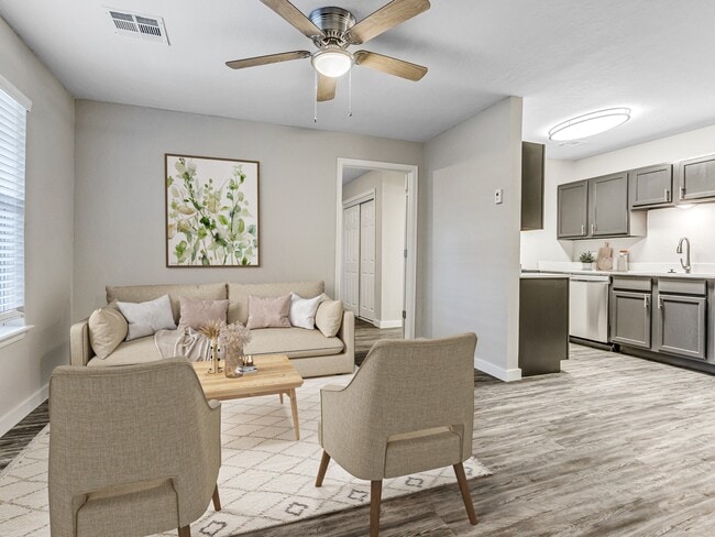 Oak Place in Oklahoma City, OK - Building Photo - Building Photo