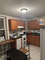 157 Winthrop Rd, Unit A1 in Brookline, MA - Building Photo