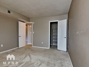 5877 N Granite Reef Rd in Scottsdale, AZ - Building Photo - Building Photo