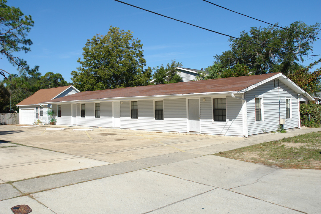 210 Bay St in Fort Walton Beach, FL - Foto de edificio