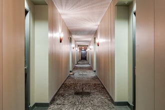 Rosedale Park Apartments in Bethesda, MD - Foto de edificio - Interior Photo