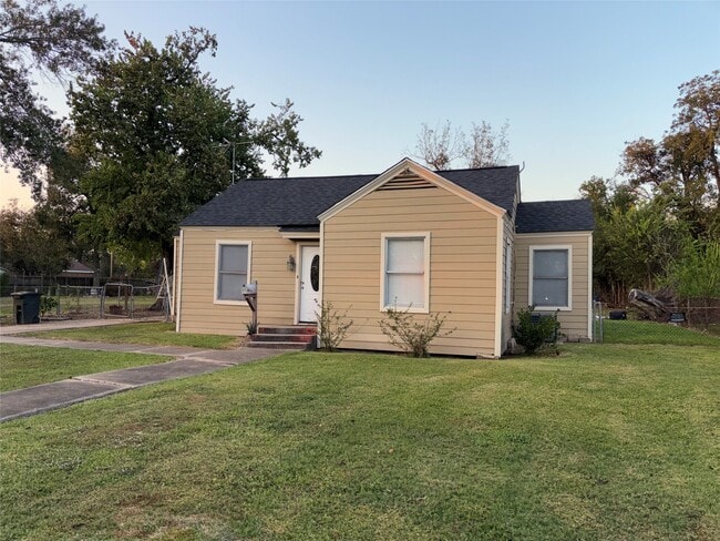 property at 10523 Oswego St