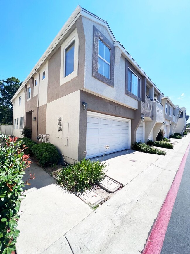 property at 11882 Scripps Creek Dr