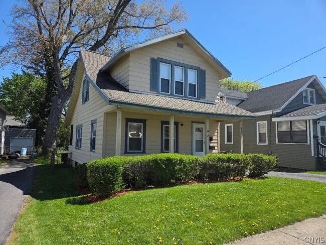 property at 210 N Midler Ave