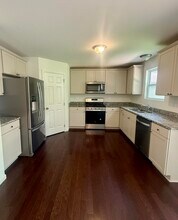 2682 Valley Dr in Ann Arbor, MI - Building Photo - Building Photo