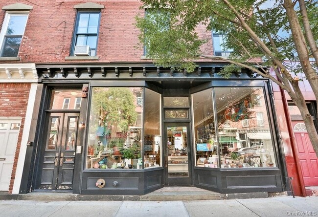 property at 71 S Broadway