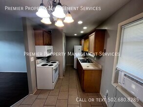 9407 La Grange Rd in Louisville, KY - Building Photo - Building Photo