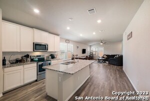 3000 Hess Blvd in Selma, TX - Building Photo - Building Photo