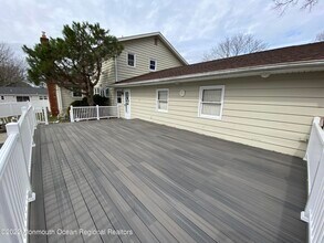 2 Karen Ct in West Long Branch, NJ - Building Photo - Building Photo