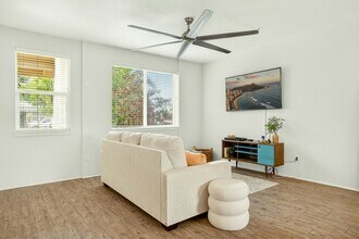 724 Kakala St in Kapolei, HI - Building Photo - Building Photo