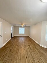 146 S 9th Ave in Maywood, IL - Building Photo - Building Photo