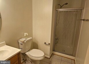 46045 Marble Terrace in Sterling, VA - Building Photo - Building Photo