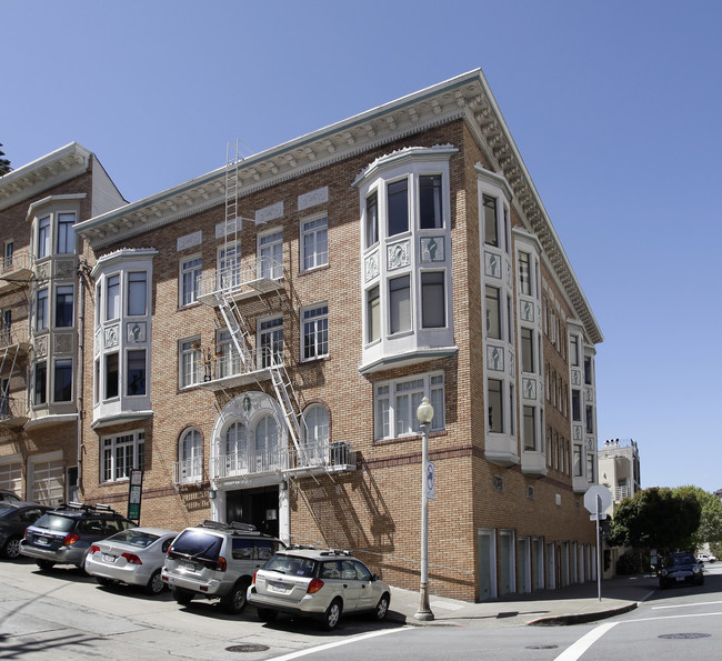 2755 Webster St in San Francisco, CA - Building Photo - Building Photo