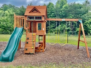 Summer Pointe Apartment Homes in Statesville, NC - Building Photo - Building Photo