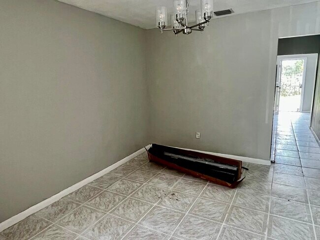 47 NW 151st St in Miami, FL - Building Photo - Building Photo