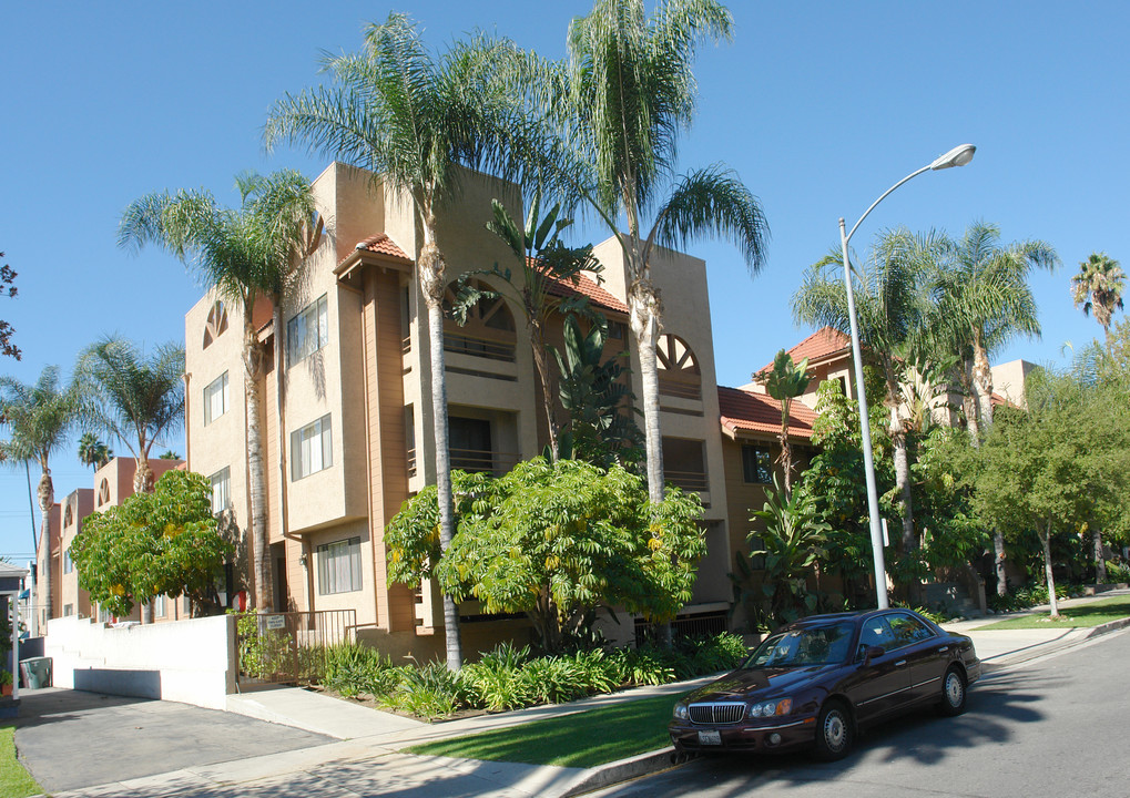 Vassar Twin Apartments in Glendale, CA - Foto de edificio