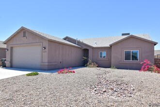 10195 E 34th Pl in Yuma, AZ - Building Photo - Building Photo