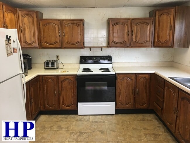 1223 3rd St in Charleston, IL - Building Photo - Building Photo