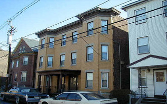 137-139 Shurtleff St Apartamentos