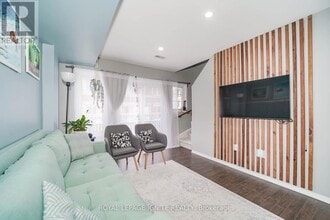 9 Cooperage Ln in Ajax, ON - Building Photo - Building Photo