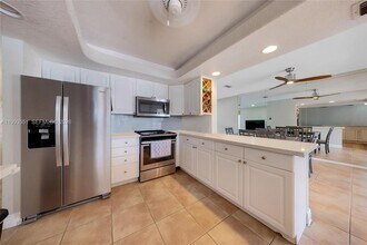 2752 NE 3rd St in Pompano Beach, FL - Building Photo - Building Photo