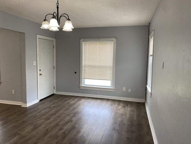 632 SW 44th St in Oklahoma City, OK - Building Photo - Building Photo