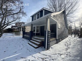 13602 Othello Ave in Cleveland, OH - Building Photo
