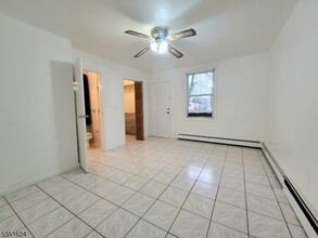 86 Stone St in Newark, NJ - Building Photo - Building Photo
