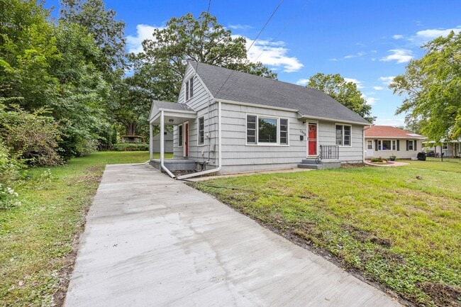 property at 2408 26th St