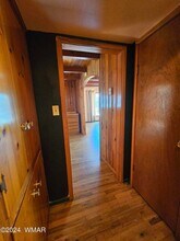 140 W Nikolaus in Show Low, AZ - Building Photo - Building Photo