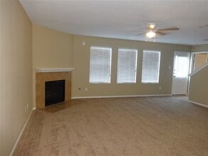 19515 Providence Shore Way in Cypress, TX - Building Photo - Building Photo